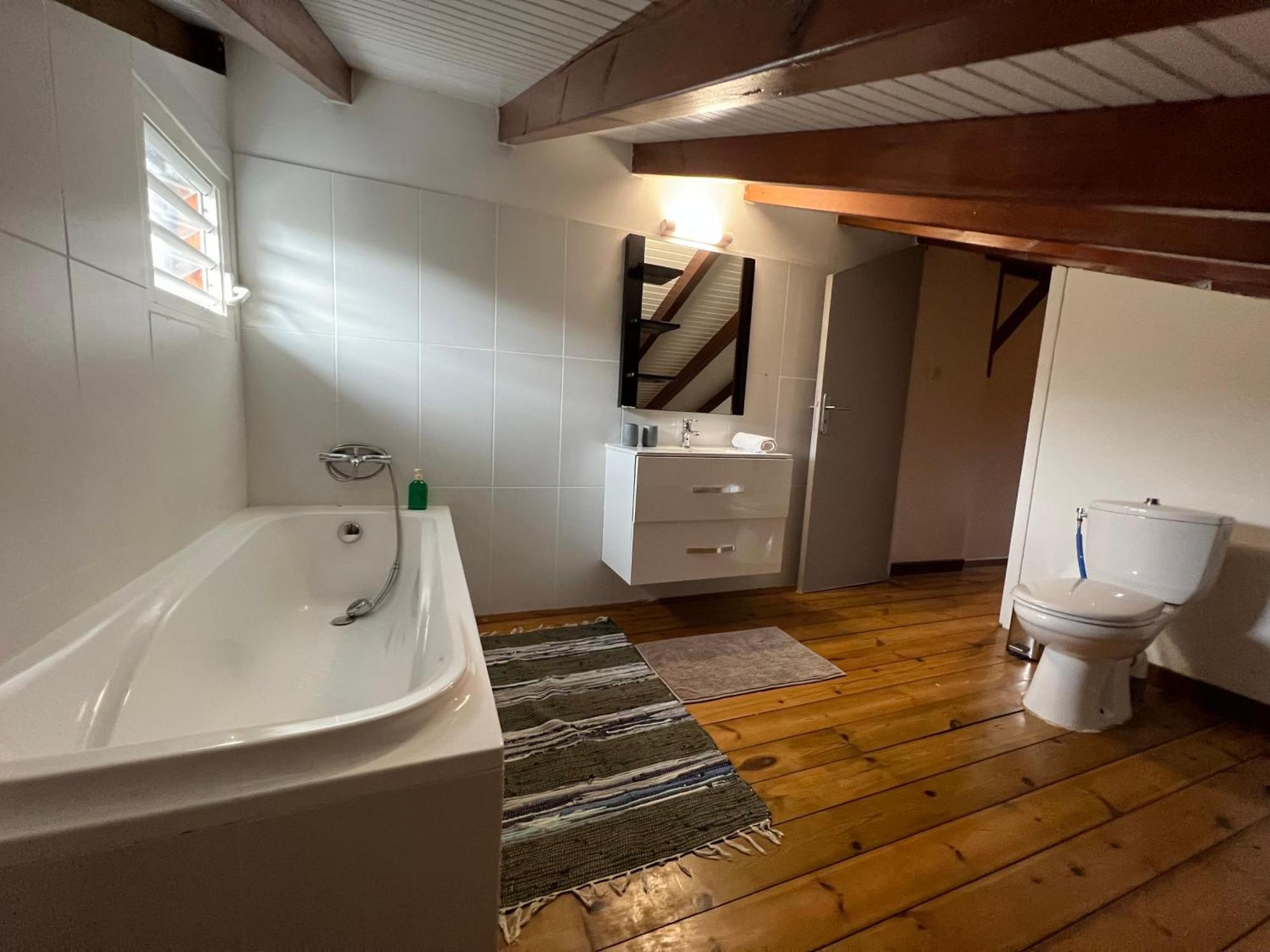 Villa Au Calme Avec Jacuzzi, Villa Le Boursoie ليه أبيم المظهر الخارجي الصورة