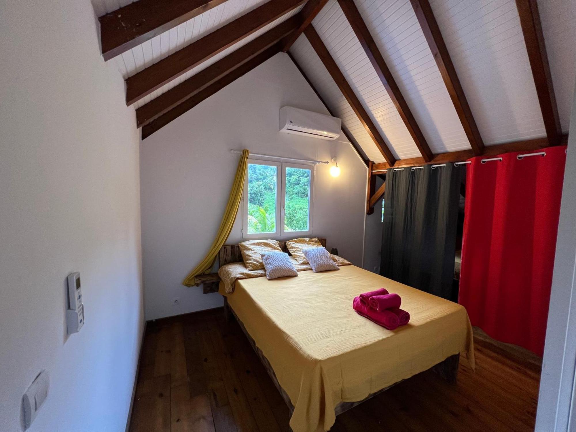 Villa Au Calme Avec Jacuzzi, Villa Le Boursoie ليه أبيم المظهر الخارجي الصورة