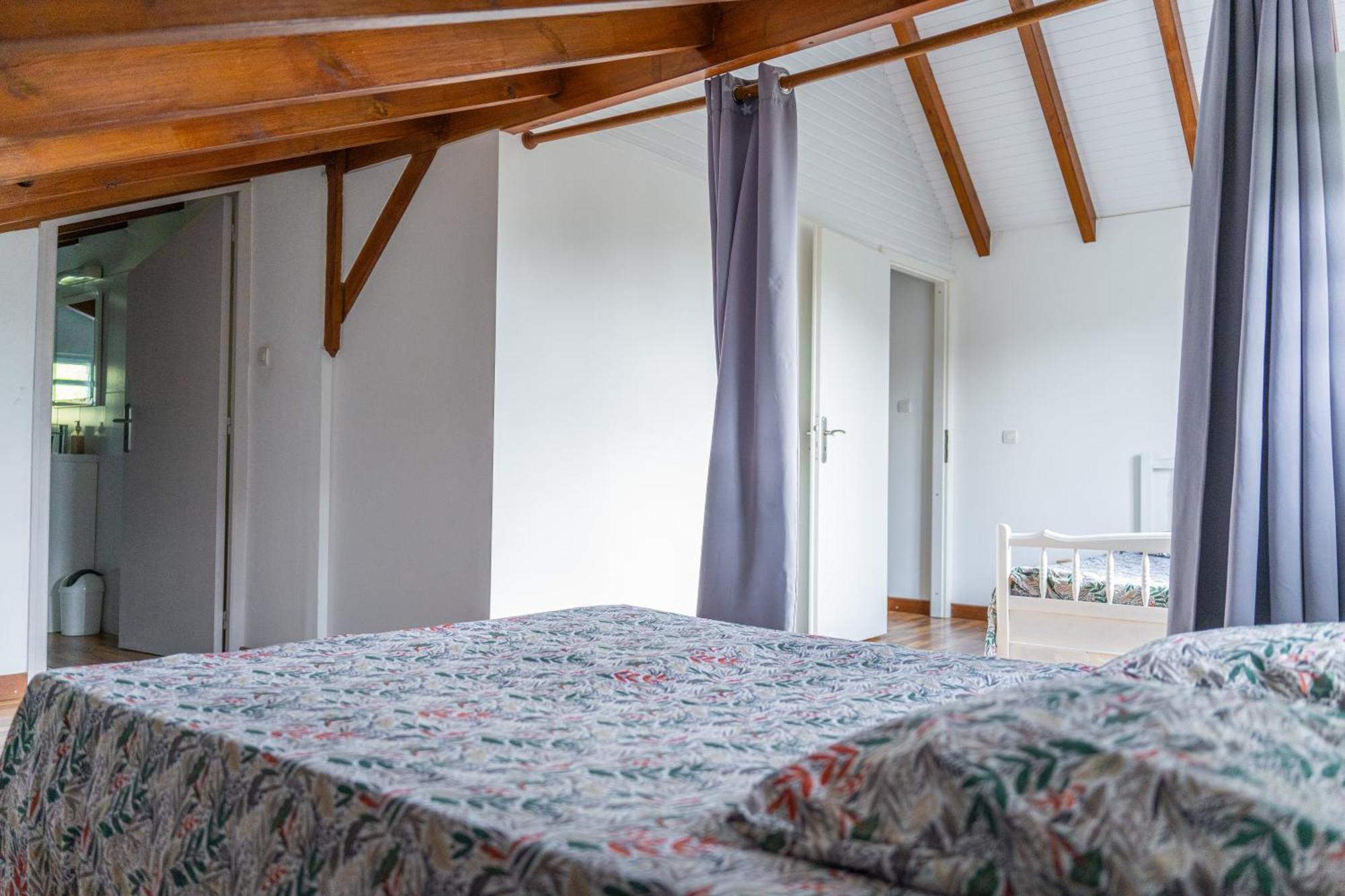Villa Au Calme Avec Jacuzzi, Villa Le Boursoie ليه أبيم المظهر الخارجي الصورة
